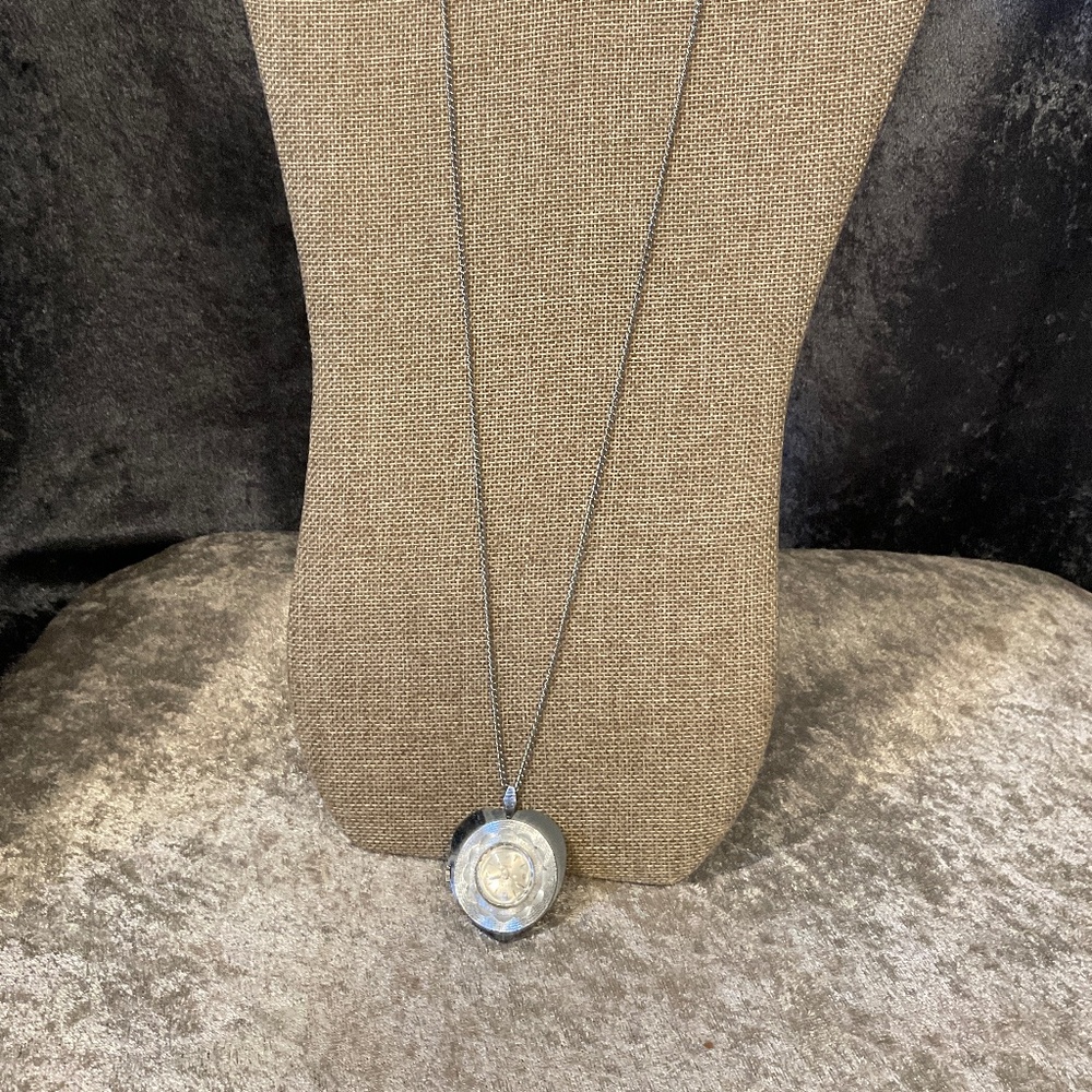 Vintage Focal Heart Shaped Silver Necklace Watch
